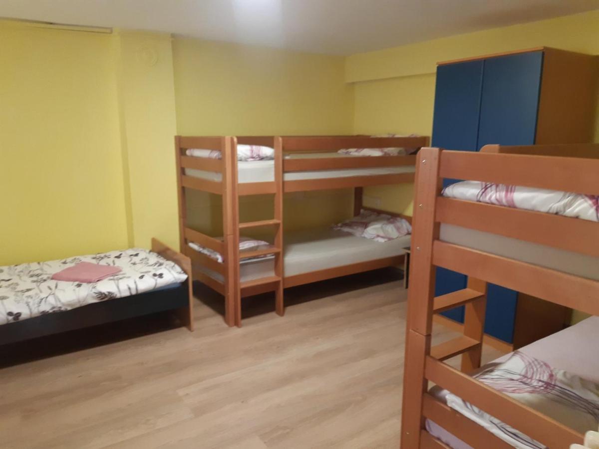 Apartman Novi Sad - Apartment Novi Sad Sremska Kamenica المظهر الخارجي الصورة